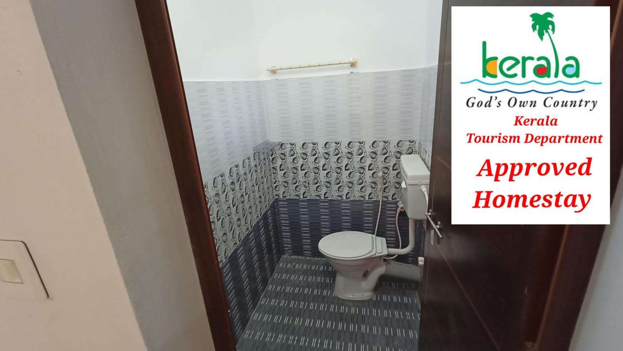 Space Villa Homestay Irimbranallur Bagian luar foto